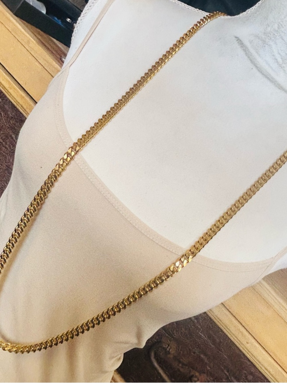Heavy shiny gold plated Cuban chain link necklace